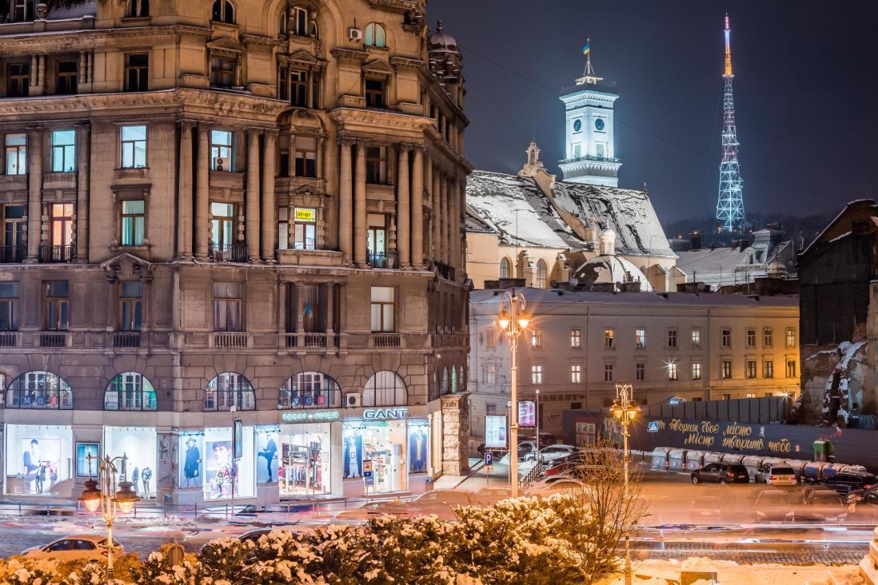 Romari Площа Міцкевича Lviv Exterior photo
